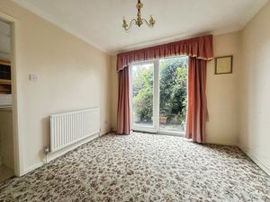 Dining Room- click for photo gallery